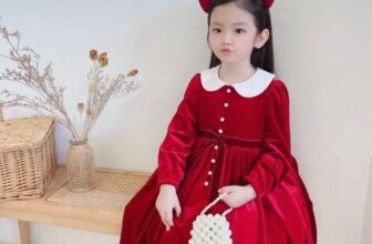 [🆕🇻🇳]  Minsu Kids 😎❤️️⭐️ Xả #150k Váy nhung đỏ cực xinh cho bé yêu tết siêu đẹp
Xinh xắn nổi bật, hàng ngọc đính cực kỳ sangSize : 2y, 3y, 4y, 5y, 9/10y(10-37kg)
, shares-0✔️ , likes-0❤️️ , date-2025-01-27 03:52:36🇻🇳🇻🇳🇻🇳📰🆕