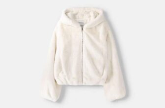 [🆕🇻🇳] Băngshop Xuất Khẩu- 14E Hàng Chuối 👕 Top1Fashion 👗  E còn 1c XS ce nào chưa sắm áo diện Tết thì sắm ngay nhá!Áo lông trắng đê cả nhà ơi!Hàg dư quá xịn nhà BSK! Vừa trẻ trung vừa ấm áp vừa sang chảnh lại  , shares-0✔️ , likes-3❤️️ , date-2025-01-27 17:30:43🇻🇳🇻🇳🇻🇳📰🆕