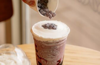 [☕️🇻🇳] Highlands Coffee – THƯƠNG HIỆU BẮT NGUỒN TỪ CÀ PHÊ VIỆT NAM 🥤 Top1Coffee ☕️ Lên đồ đón tết xinh, tông xuyệt tông cùng FreezeHoà chung không khí du xuân đón tết bên áo mới, Chúng Mình cùng làm mới món ruột Freeze muôn màu xinh i , shares-2✔️ , likes-265❤️️ , date-2025-01-26 23:28:29🇻🇳🇻🇳🇻🇳📰🆕