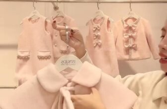 [🆕🇻🇳] Quần Áo Bé Gái 137Kids – Quần áo bé gái cao cấp chất lượng 🧑‍🧒❤️️👶⭐️ Còn mẹ nào chưa kịp mua dạ cục bông siêu ấm nhà em không báo em luôn nào
, shares-0✔️ , likes-0❤️️ , date-2025-01-27 17:29:09🇻🇳🇻🇳🇻🇳📰🆕