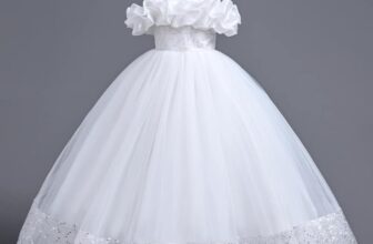 [🆕🇻🇳] L’Casta Viet Nam- Đồ trẻ em 🧑‍🧒❤️️👶⭐️  KHAI XUÂN ĐẦU NĂM!
Nhà Cát gửi tặng lì xì cho 5 mẹ nhân dịp đầu Xuân năm mới.
V113 780k => 550k, chỉ 5 mẹ và trong ngày mùng 2 Tết. Ngày mai trở về giá , shares-1✔️ , likes-15❤️️ , date-2025-01-30 22:13:48🇻🇳🇻🇳🇻🇳📰🆕