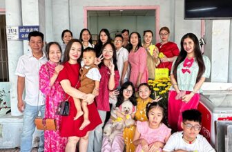 [???] LOLO. Boutique ? Top1Fashion ?  E vẫn muốn đc xin lì xì
Vì vẫn muốn đc là em bé
Là em bé đc cưng đc chiều
, shares-0✔️ , likes-3❤️️ , date-2025-01-29 17:22:14????????