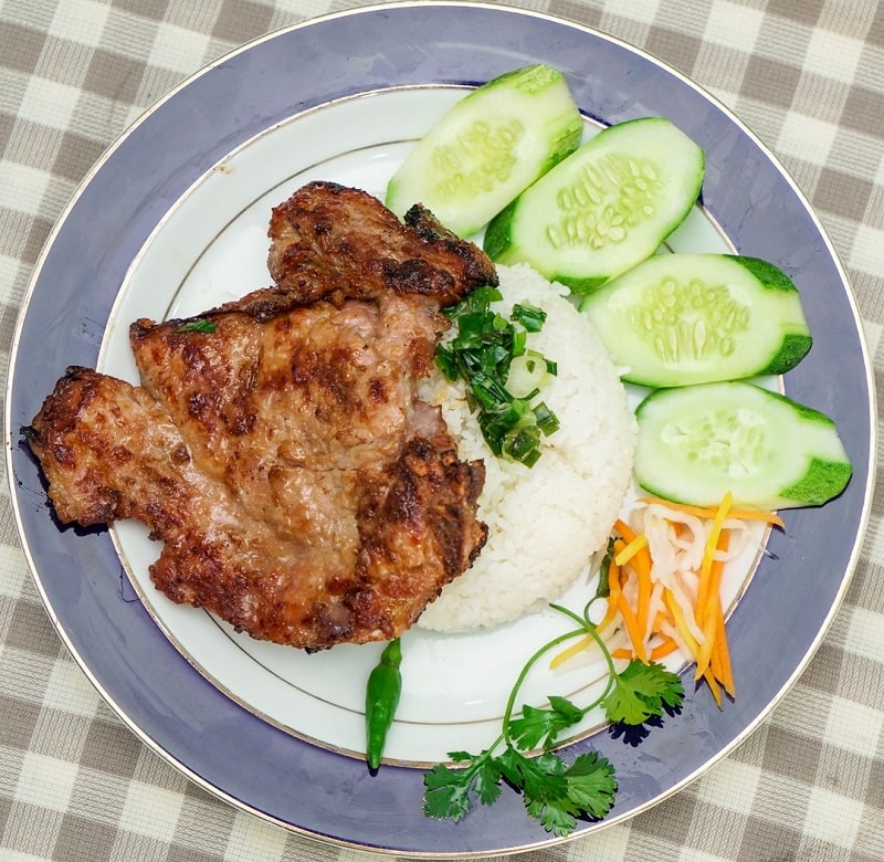Địa chỉ cơm tấm ăn sáng nên ghé ở Sài Gòn
