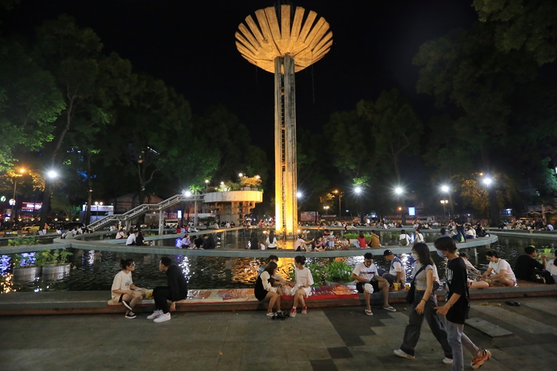 Địa điểm đi chơi buổi tối ở Sài Gòn. Địa điểm đẹp ở Sài Gòn buổi tối
