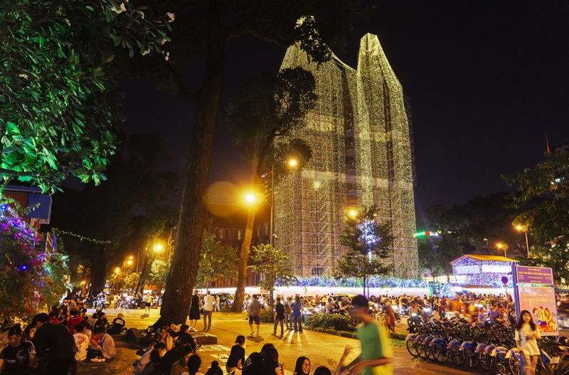 Địa điểm đi chơi buổi tối ở Sài Gòn. Buổi tối ở Sài Gòn nên đi đâu chơi?