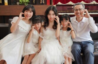 [🆕🇻🇳] Chuẩn bị những gì khi chụp ảnh gia đình Tết tại nhà năm 2025