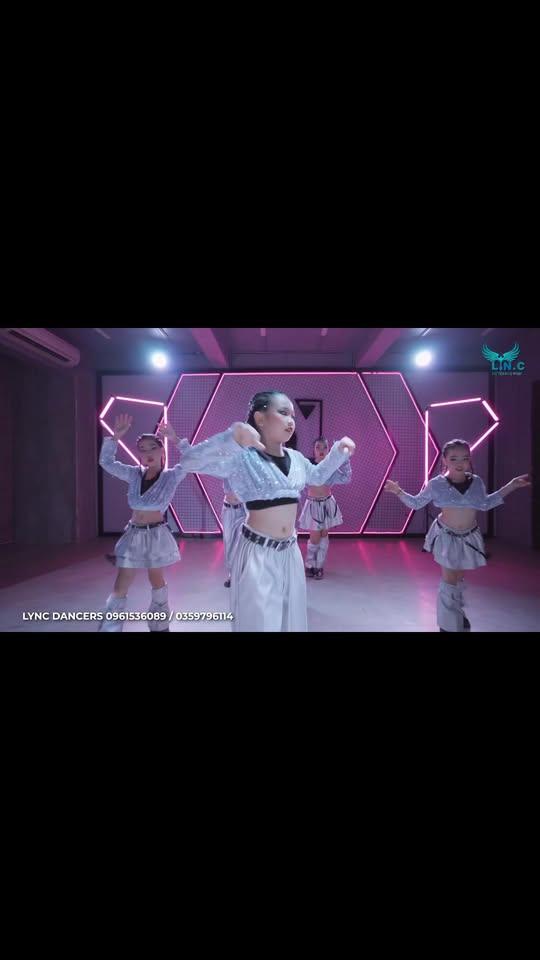 [🆕🇻🇳] Tuệ Linh (Lyn C Shop) – Đào tạo tài năng nhí – Bầu Show sự kiện 😎❤️️⭐️ Top1Kids 😎❤️️⭐️ Đánh tan cái lạnh 12 độ ngay lúc này bằng cách xem các con tui  Lạnh này ở nhà đắp chăn ngủ cày phim vs chồng con là sướng nhất … , shares-0✔️ , likes-16❤️️ , date-2025-02-25 14:27:04🇻🇳🇻🇳🇻🇳📰🆕