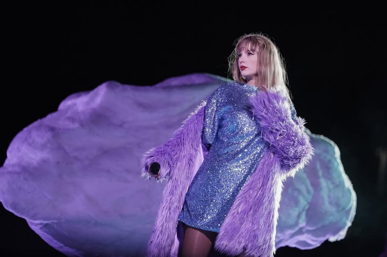 Son đỏ đã trở thành biểu tượng của Taylor Swift một cách vô tình [🆕🇻🇳] bazaarvietnam.vn