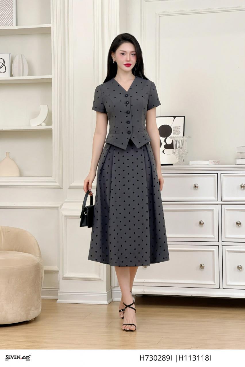 [🛒🇻🇳]Juyp xoè chất xước màu ghi chấm bi đen thời trang nữ Seven.AM H730289I – Seven.AM , SKU – – sevenam.vn 🇻🇳🛒Top1Shop🛒 🇻🇳Top1Vietnam🇻🇳 🛍🛒🇻🇳