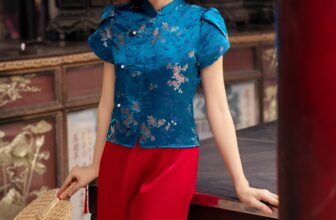 [🆕🇻🇳] The Kat House  – Cửa hàng quần áo nữ 👕 Top1Fashion 👗   Thấp thoáng xuân về trên tà áo
Mỹ miều kheo sắc dáng giai nhânThông tin sản phẩm:
Áo gấm Chu Cát: 479k (vải gấm Thượng Hải)
Quần: 395k (vải lụa tổng hợ , shares-0✔️ , likes-3❤️️ , date-2025-02-06 15:49:00🇻🇳🇻🇳🇻🇳📰🆕