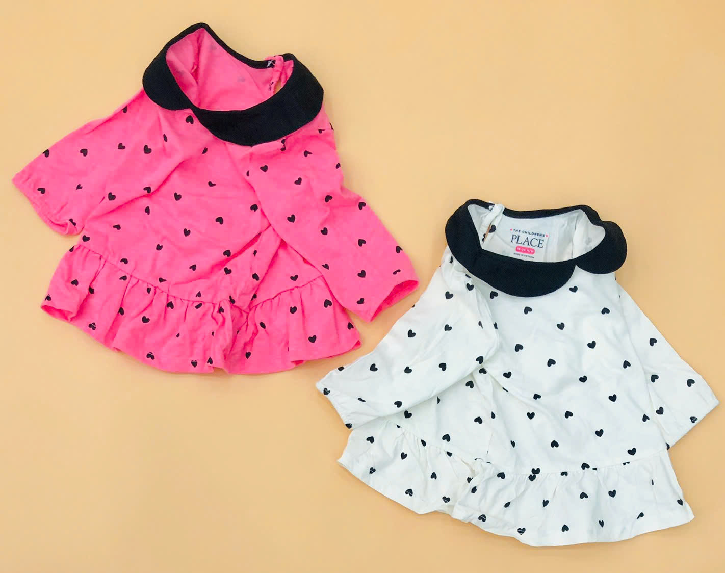 [🆕🇻🇳]  Khánh Nhung Shop – Hàng Hiệu VNXK cao cấp 🧑‍🧒❤️️👶⭐️ Áo peplum phối cổ P-l-ā-c-ē
Nữ tính quá nè các mẹ ơiii. Cổ áo style vintage của trẻ con Tây đây ạ
Mềm mại nhẹ nhàng cho các bé gái lắm nha!
• Chất thun mị , shares-0✔️ , likes-0❤️️ , date-2025-02-08 18:30:00🇻🇳🇻🇳🇻🇳📰🆕