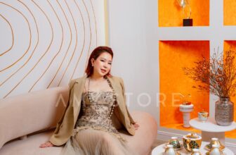 [🆕🇻🇳] Amy Store – nhãn hiệu thời trang thiết kế cao cấp, trẻ trung, hiện đại, nữ tính và thanh lịch 👕 Top1Fashion 👗  Không cần bày tỏ quá nhiều, hãy để vẻ đẹp tự nhiên và khí chất của mình kể nên những câu chuyện riêng biệt của mỗi người
Gam màu thanh lịch kết hợp cùng c , shares-2✔️ , likes-35❤️️ , date-2025-02-12 16:00:39🇻🇳🇻🇳🇻🇳📰🆕