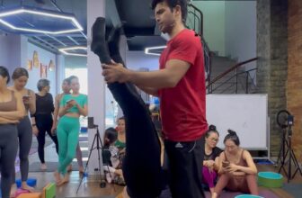 [🆕🇻🇳] Yogi Xuân 🧘 Top1Yoga 🧘 Bí kíp hoàn thành các tư thế ngã sau từ căn bản đến nâng cao mà không hề bị đau lưng #22        Sách ở đây nhé các chị ——>              Yogi XuânKhổng Thị  , shares-0✔️ , likes-0❤️️ , date-2025-02-24 00:00:54🇻🇳🇻🇳🇻🇳📰🆕