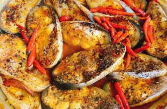 [🆕🇻🇳] CÀ MÈN – Đặc sản quê hương Quảng Trị 🍔 Top1Food 🍜 Cá hú, cá tra, cá ba sa, cá bông lau, cá dứa khoảng 4 năm đầu ở Sài Gòn, Mèn không thể nào phân biệt được 5 con cá ni.Ở nhà, Mạ rèn cho Mèn biết cách đi , shares-5✔️ , likes-7❤️️ , date-2025-02-20 15:59:59🇻🇳🇻🇳🇻🇳📰🆕