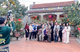 [🆕🇻🇳] LUXE Wedding – Dịch Vụ Cưới Hỏi Trọn Gói 🤵🏻 Top1Wedding 👰🏻  Mùng 1 sớm mai mùng 2 đầu tháng
Chụp ảnh gia đình tết
#chupanhgiadinhtet
#chupanhgiadinh
, shares-0✔️ , likes-2❤️️ , date-2025-01-30 17:14:16🇻🇳🇻🇳🇻🇳📰🆕