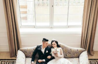 [🆕🇻🇳] TRIEU CUONG STUDIO 🤵🏻 Top1Wedding 👰🏻  Bộ ảnh cưới này là những khoảnh khắc tự nhiên, tinh tế và đầy cảm xúc, được lưu giữ tại không gian sang trọng, cổ điển của Biệt Thự Hoa Hồng. Từ vườn hoa n , shares-0✔️ , likes-8❤️️ , date-2025-02-03 16:56:45🇻🇳🇻🇳🇻🇳📰🆕
