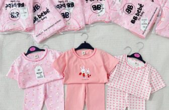 [🆕🇻🇳]  Baby Sweet – Chuyên quần áo trẻ em tqxk, little maven, jumping meters , malwee … và phụ kiện trẻ em 🧑‍🧒❤️️👶⭐️ Made in Việt NamCứ 3b này mang ở nhà mang đi học rẻ đẹp các bác ạ!Sét 3b bé gái thỏ tone hồngMàu Pastel yêu xỉu .
Mẫu đơn giản nhưng ko kém phần xin , shares-0✔️ , likes-1❤️️ , date-2025-02-06 18:33:10🇻🇳🇻🇳🇻🇳📰🆕