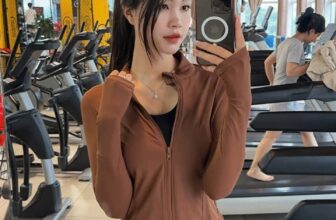 [🆕🇻🇳] Tuấn HD đồ tập cao cấp 👕 Top1Fashion 👗  Đừng thấy mùa xuân trăm hoa đua nở mà vội mừng. Miền Bắc sắp đón thêm đợt không khí lạnh tăng cường, chị em đi tập nhớ mặc thêm áo khoác nha.Với em áo kh , shares-0✔️ , likes-3❤️️ , date-2025-02-04 13:21:27🇻🇳🇻🇳🇻🇳📰🆕