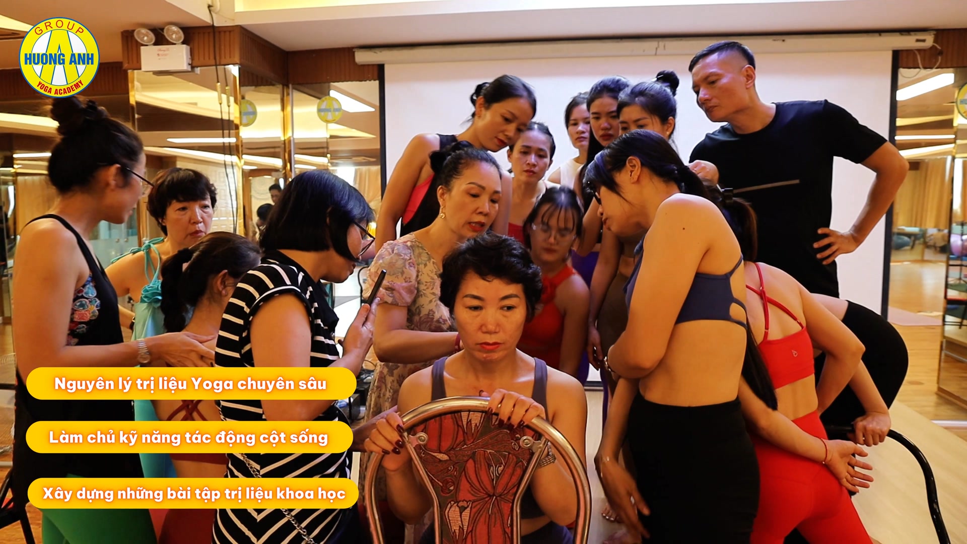 [🧘‍♀️🇻🇳] Hương Anh Fitness & Yoga 🧘‍♀️ Top1Fitness 💪 – TRỞ THÀNH CHUYÊN GIA YOGA TRỊ LIỆU – CẤP CHỨNG NHẬN HLV TRỊ LIỆU 100H🎗️ Tr …