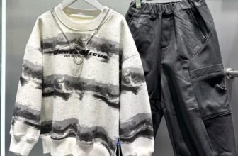 [🆕🇻🇳]  BỐP BỰ – Chuyên quần áo, giày dép, phụ kiện trẻ em cao cấp 🧑‍🧒❤️️👶⭐️ Cả quần và áo đều lót nhung ấm ạ
Áo sz 130 – 25/29,30kg
Quần sz 120 – 25/29kg
, shares-0✔️ , likes-1❤️️ , date-2025-02-07 01:17:10🇻🇳🇻🇳🇻🇳📰🆕