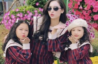 [🆕🇻🇳] STORE 1993 – Thời trang gia đình- Thời trang mẹ bé 👕 Top1Fashion 👗  Cảm ơn quý khách hàng thân yêu đã gửi những tấm hình hết sức dễ thương của gia đình mình tặng cho shop ạ
Chúc tất cả những khách iu của #STORE1993 năm mới  , shares-0✔️ , likes-20❤️️ , date-2025-02-05 17:36:27🇻🇳🇻🇳🇻🇳📰🆕