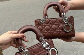 [🆕🇻🇳] Bảo Yến Store – CHUYÊN TÚI XÁCH XUẤT DƯ, SUPER VIP, SIÊU CẤP🛍️🛍️🛍️ 👕 Top1Fashion 👗  Màu hottt nên sl em lúc nào cũng nhiều và sẵn ạ   e sẵn 3 size hàng đẹp
#Size mini  fullbox
#Size 17
#Size 22
, shares-0✔️ , likes-2❤️️ , date-2025-02-06 19:52:54🇻🇳🇻🇳🇻🇳📰🆕