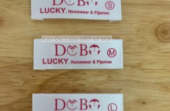 [🆕🇻🇳] Xưởng In Nhãn Mác Tag Giấy Quần Áo Giá Rẻ 🎨 Top1Designs ✨   CHÚC MỪNG NĂM MỚI – KHAI XUÂN PHÁT TÀI!Năm mới chúc anh chị em buôn may bán đắt, đơn về ngập tràn nha!  Đầu năm rồi, ai cũng muốn shop của mình chỉn ch , shares-1✔️ , likes-1❤️️ , date-2025-02-04 22:07:38🇻🇳🇻🇳🇻🇳📰🆕