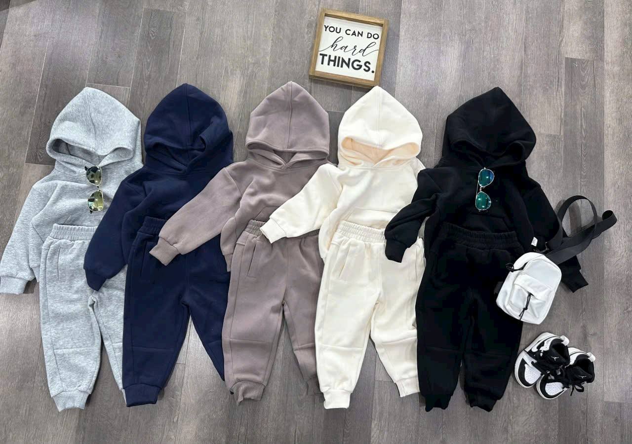 [🆕🇻🇳]  TulaLove – Cửa hàng quần áo sơ sinh & trẻ em 🧑‍🧒❤️️👶⭐️ Bộ nỉ 2 da chất dày ấm nha ba mẹ.
Size 8-28kg ạ
, shares-0✔️ , likes-0❤️️ , date-2025-02-03 17:31:57🇻🇳🇻🇳🇻🇳📰🆕