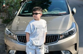 [🆕🇻🇳]  Hoàng Anh Kids 🧑‍🧒❤️️👶⭐️ Èo ơi cái áo nó đẹp ak . Vẫn giá ưu đãi chỉ #230kkk . Bao mát bao đẹp thôi ạ
Sz 110-160 (20-55kg )
, shares-0✔️ , likes-1❤️️ , date-2025-02-07 02:38:42🇻🇳🇻🇳🇻🇳📰🆕