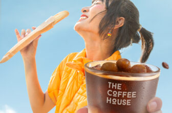 [☕️🇻🇳] The Coffee House Việt Nam 🥤 Top1Coffee ☕️  Ngày mới thêm mê ly, Nhà tặng ngay 1 Bánh Mì Que Pate Cột Đèn thơm phức, đẫm vị:
Khi mua 1 sản phẩm Mê A-Mê dưới đây:
– A-Mê Tuyết Đào
– A-Mê Tuyết Mơ
– , shares-2✔️ , likes-24❤️️ , date-2025-02-10 15:00:03🇻🇳🇻🇳🇻🇳📰🆕