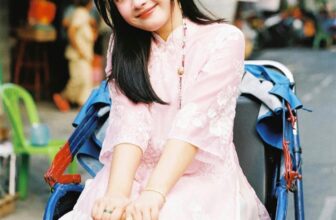 [🆕🇻🇳] Tủ Nhà Mây – Wear Easy. Feel Comfy. Be Happy 👕 Top1Fashion 👗  Tết này cả nhà Mây thật vui khi nhận được rất nhiều ảnh của các cô Mây gửi về. Mong là Áo Dài Mây đã góp một phần nhiều vào sự rạng rỡ, hân hoan của các cô , shares-0✔️ , likes-34❤️️ , date-2025-02-04 03:00:02🇻🇳🇻🇳🇻🇳📰🆕