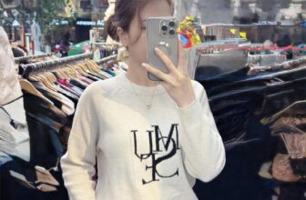 [???] NHAT HUY – Hàng hiệu xuất xịn ? Top1Fashion ?  Áo len nữ xuất hàn xinh ___
E dư mỗi mầu be sáng như mẫu mặc _$$$
• SIZE: oversize ( từ 50kg đến 64kg)#NHẬT_HUY_92TôHiếnThành
HÀNG SẴN , shares-0✔️ , likes-2❤️️ , date-2025-02-06 18:45:57????????