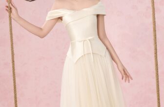 [🆕🇻🇳] DeNio – Phá bỏ lối mòn cũ của thời trang Việt 👕 Top1Fashion 👗  𝐴𝑐𝑡𝑟𝑒𝑠𝑠 𝐻𝑢𝑦𝑒𝑛 𝐿𝑖𝑧𝑧𝑖𝑒 𝑖𝑛 𝑜𝑢𝑟 𝑔𝑜𝑟𝑔𝑒𝑜𝑢𝑠 𝑑𝑒𝑠𝑖𝑔𝑛
Agnes Off shoulder dress (DN0591)
Price : 2.990.000đ —> 2.541.000đ (SALE 15% OFF)
_______
𝐃𝐄𝐍𝐈𝐎
Hours: 9:00  , shares-1✔️ , likes-9❤️️ , date-2025-02-06 19:07:12🇻🇳🇻🇳🇻🇳📰🆕