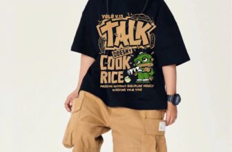 [???]  Thời trang trẻ em Zinzin Kid’s  ?‍?❤️️?⭐️   Hàng mới về!
Bộ Bé trai Áo đen in chữ TALK màu đen mix quần vàng đẹp trai mỹ mãnSize: 2y-11y/ Ri 10
Giá yêu thương: 145k
————————
Áo , shares-0✔️ , likes-0❤️️ , date-2025-02-09 02:01:57????????