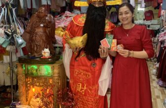 [🆕🇻🇳] Baby Shop Ngân Hà- Chuyên cung cấp,bán sỉ và lẻ đồ chơi,dụng cụ,quần áo trẻ em 🧑‍🧒❤️️👶⭐️ M8 Tết Thần tài tới gõ cửa phát lì xì, phát vàng, phát bìa đỏ, phát muối, phát gạo, phát lửa…
Sau 10 phút có 1 c khách tới mở hàng mua 03 bộ đồ bơi
Tất c , shares-0✔️ , likes-14❤️️ , date-2025-02-05 19:07:00🇻🇳🇻🇳🇻🇳📰🆕