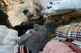 [???] VANNY – chuyên sỉ & lẻ hàng Quảng Châu, VNXK ? Top1Fashion ?  Mai 12h30 lên Live em thanh lí toàn bộ hàng hóa ạ
@fan cứng
#VANNYchuyenthumuasangshop
, shares-2✔️ , likes-9❤️️ , date-2025-02-14 02:36:51????????