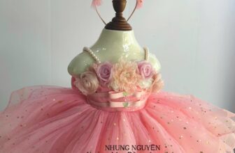 [🆕🇻🇳]  Nhung Nguyễn-Xưởng may đầm công chúa – Luôn cập nhật xu hướng thời trang mới nhất hít hót nhất 🧑‍🧒❤️️👶⭐️ Em đây rất thích đi làm
Lamf duyên làm dáng làm  vừa lòng khách iu
, shares-0✔️ , likes-11❤️️ , date-2025-02-11 03:53:19🇻🇳🇻🇳🇻🇳📰🆕