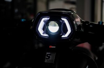 [🆕🇻🇳] HT Scooter – �Vespa Modified � Repair & Services � Performance � 🚗 Top1Go 🏍️  Cận cảnh chi tiết đèn pha Led siêu sáng đến từ thương hiệu Taiwan Apexx Factory đã từng xuất hiện tại sự kiện triển lãm EICMA 2024 tại Ý cách đây vài tháng , shares-8✔️ , likes-10❤️️ , date-2025-02-10 17:00:07🇻🇳🇻🇳🇻🇳📰🆕