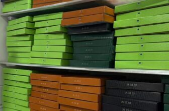 [🆕🇻🇳] Vườn Dâu Nhà Mớm – Based in Saigon 🍔 Top1Food  🍜 ROYCE Nama chocolateQuá đã lunn, Mớm dìa sẵn rùi nhenn. Hoả tốc ship liêng kèm đá khô để tới tay mn vẫn tươi ngon roi rói nhenn
#325k
Sô cô la tươiii m , shares-0✔️ , likes-1❤️️ , date-2025-02-13 07:23:13🇻🇳🇻🇳🇻🇳📰🆕