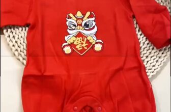 [🆕🇻🇳]  Made By Hằng – chuyên đồ len hanmade 🧑‍🧒❤️️👶⭐️ Mẫu đỏ đầy tháng cho bé diện rực rỡ luôn
Body liền thân đỏ chất nỉ ấm co dãn nhẹ
, shares-0✔️ , likes-1❤️️ , date-2025-02-06 20:24:48🇻🇳🇻🇳🇻🇳📰🆕