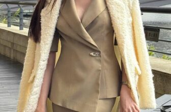 [???] Ma Chérie  ? Top1Fashion ?  IT Girl Thanh Thanh Huyền in Prestige SetTrong thiết kế Prestige đầy kiêu kỳ, Thanh Thanh Huyền rạng rỡ toả sáng trong từng khoảnh khắc.Sắc nâu rêu ti , shares-0✔️ , likes-9❤️️ , date-2025-02-09 06:21:52????????