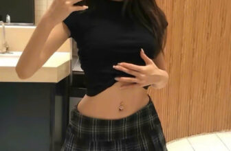 [🆕🇻🇳] Phương Linh Boutique -Chuyên cung cấp sỉ lẻ thời trang nữ thiết kế hot girl ,luôn cập nhật hàng trend 👕 Top1Fashion 👗  A849-Chân váy kẻ caro xếp ly hack dáng
Trời vào mùa chị em tranh thủ rinh ngay vài chiếc
Dáng váy xep li lên form sang chảnh hack dáng
, shares-0✔️ , likes-1❤️️ , date-2025-02-10 15:39:45🇻🇳🇻🇳🇻🇳📰🆕