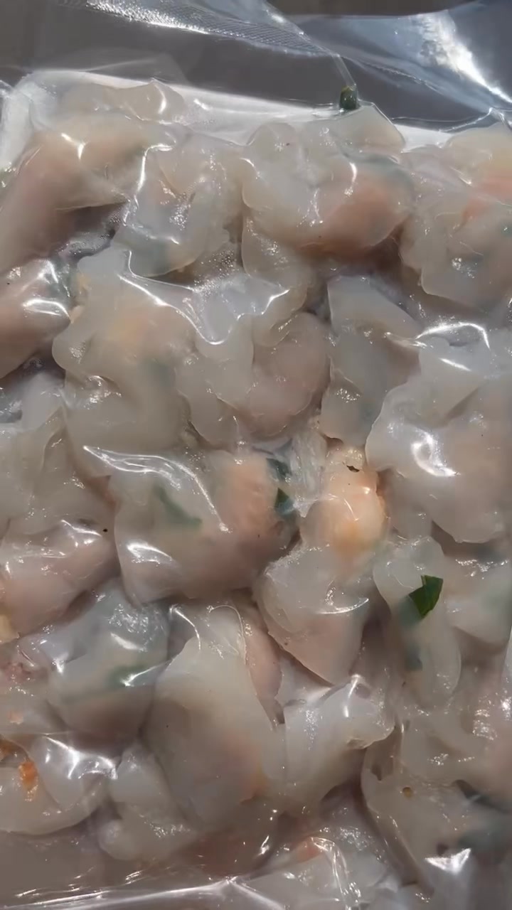 [🆕🇻🇳] BLOOM CAKE • 𝐓𝐡𝐞̂́ 𝐠𝐢𝐨̛́𝐢 𝐜𝐮̉𝐚 𝐧𝐡𝐮̛̃𝐧𝐠 𝐜𝐡𝐢𝐞̂́𝐜 𝐛𝐚́𝐧𝐡 𝐱𝐢𝐧𝐡 🍔 Top1Food  🍜  𝐑𝐄𝐃 𝐋𝐔𝐗𝐔𝐑𝐘  – Khi sự sang trọng hòa quyện cùng nghệ thuật làm bánh!

Một thiết kế đẳng cấp, nổi bật với sắc đỏ chủ đạo – gam màu của đam mê, quyền lực và  , shares-0✔️ , likes-0❤️️ , date-2025-02-08 19:44:45🇻🇳🇻🇳🇻🇳📰🆕