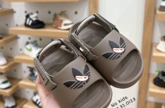 [🆕🇻🇳]  Na Kids – chuyên sỉ lẻ đồ trẻ em 🧑‍🧒❤️️👶⭐️ 𝐃𝐞́𝐩 𝐪𝐮𝐚𝐢 𝐝𝐚𝐬 𝐦𝐢́ 𝐛𝐞́ 𝐧𝐡𝐨̉ 𝐦𝐢𝐱 𝐯𝐨̛́𝐢 𝐠𝐢̀ 𝐜𝐮̃𝐧𝐠 𝐨𝐤𝐢 𝐡𝐞̂́𝐭 𝐧𝐞̀ 𝐦𝐞̣ 𝐨̛𝐢𝐢𝐢
size 18-23
hàng có sẵn
——————————————
𝑵𝒂 𝒌𝒊𝒅𝒔 – 𝒄𝒉𝒖𝒚𝒆 , shares-0✔️ , likes-3❤️️ , date-2025-02-10 19:31:25🇻🇳🇻🇳🇻🇳📰🆕