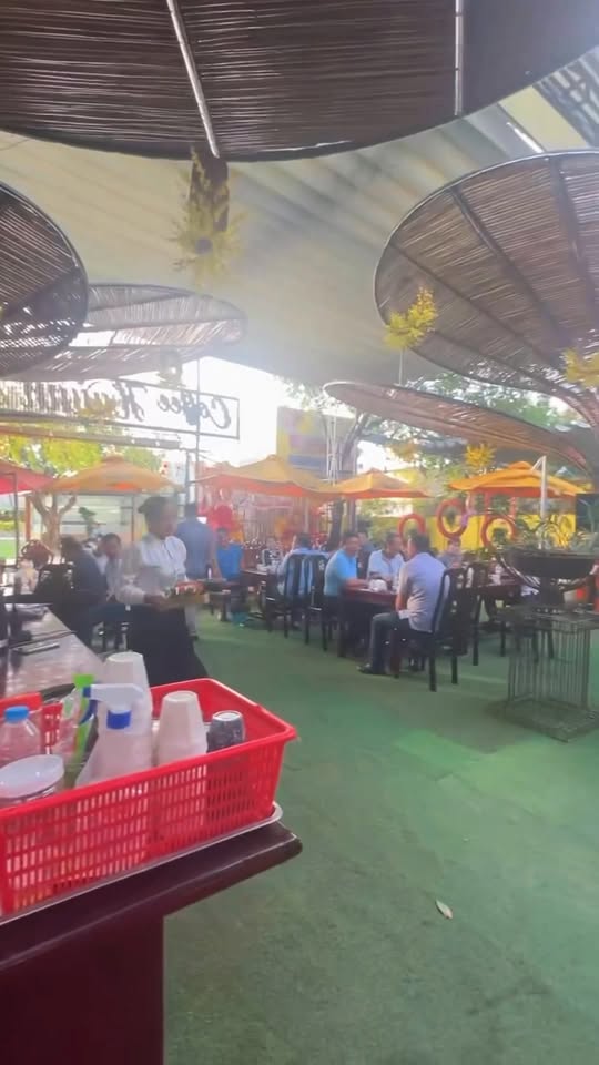 [☕️🇻🇳] Coffee HUỲNH HƯƠNG 🥤 Top1Coffee ☕️ Sáng thứ 3 nhộn nhịp tại Coffee Huỳnh Hương–
“Coffee Huỳnh Hương – Savor the Essence of Tradition in Every Sip”
Opening Hou , shares-0✔️ , likes-6❤️️ , date-2025-02-18 17:55:40🇻🇳🇻🇳🇻🇳📰🆕