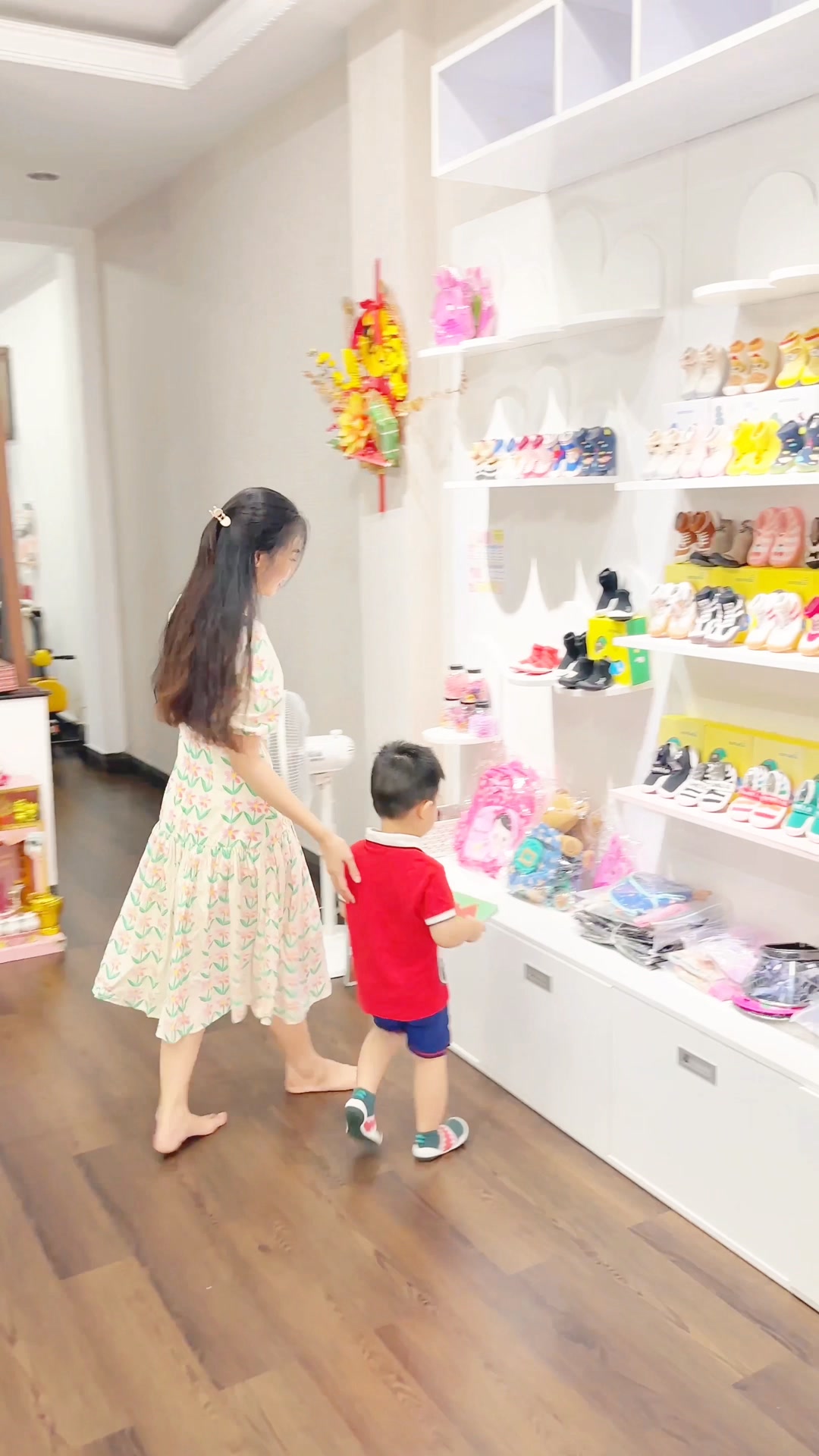 [🆕🇻🇳] Ggomoosin Việt Nam – Giày Tập Đi Cho Bé Cưng 🧑‍🧒❤️️👶⭐️  Mua Sắm Trực Tiếp Thật Dễ Dàng, Tiện Lợi #giaytapdichobe Cùng GGOMOOSIN – THƯƠNG HIỆU NHẬP KHẨU HÀN QUỐC – HÃNG GIÀY TẬP ĐI QUỐC DÂN TRÊN TOÀN THẾ GIỚI.

 , shares-0✔️ , likes-8❤️️ , date-2025-02-12 05:48:46🇻🇳🇻🇳🇻🇳📰🆕