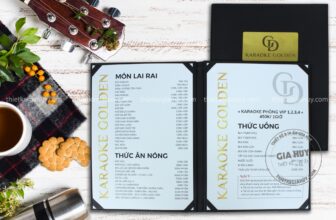 [🆕🇻🇳] In ấn GIA HUY – chuyên thiết kế & in ấn các ấn phẩm chuyên nghiệp  🎨 Top1Designs ✨  BẢNG GIÁ DỊCH VỤ KARAOKE GOLDEN
Chất liệu bìa da simili
Tên khắc laser trên kim loại
Kích thước A4
Quy cách gập đôi
Bìa kẹp 2 mặt giấy A4Gia Huy chuyên t , shares-0✔️ , likes-0❤️️ , date-2025-02-13 18:47:13🇻🇳🇻🇳🇻🇳📰🆕