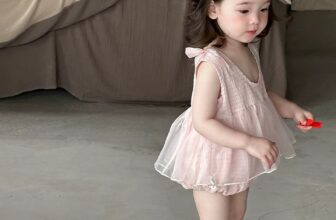 [🆕🇻🇳]  Homey baby – Đồ xinh cho bé yêu 🧑‍🧒❤️️👶⭐️ #H405116 – giá #180k
Mã suit này điệu xinh xỉu ý các mẹ ơiiii
Bảng size tham khảo:
– Size 66 (5-7kg)
– Size 73 (7-9kg)
– Size 80 (9-11kg)
– Size 90 (11-13 , shares-0✔️ , likes-0❤️️ , date-2025-02-09 23:21:16🇻🇳🇻🇳🇻🇳📰🆕