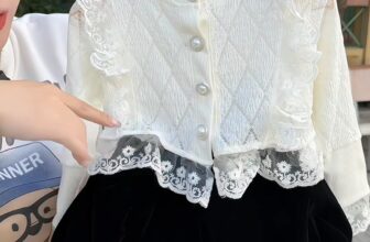 [???] Lê Ngọc Dung – Chuyên sỉ Qate  ?‍?❤️️?⭐️ – Nét căng lunn. Ra mẫu nào cháy mẫu đó. Nhanh khách ơii
Sét bộ ren quần nhung phồng xinh
Nhìn là đã không chê vào đâu được roài a
Ưng quá trời
Sz 8-26kg , shares-0✔️ , likes-7❤️️ , date-2025-02-11 22:50:34????????