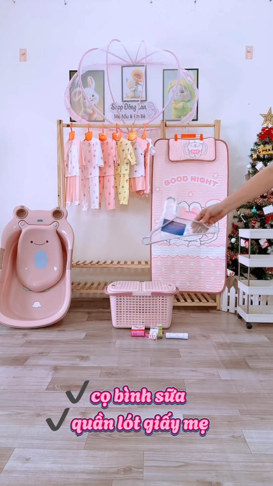 [🆕🇻🇳]  Xưởng chuyên sỉ đồ mẹ và bé Đông Lan 🧑‍🧒❤️️👶⭐️  𝐂𝐎𝐌𝐁𝐎 𝐇𝐄̀ 𝐓𝐇𝐔 𝐄𝟑 
𝐆𝐈𝐀̉𝐌 𝐬𝐨̂́𝐜 𝟏.𝟒𝟗𝟗𝐤  𝐠𝐨́𝐢 đ𝐢 𝐬𝐢𝐧𝐡 𝐜𝐡𝐨 𝐦𝐞̣ 𝐛𝐞́ 𝐭𝐢𝐞̂́𝐭 𝐤𝐢𝐞̣̂𝐦 .
Đặc biệt nhận về đầy đủ đồ mẹ bé đi sinh .
Ưu đãi : 
miễn phí ship toàn quố , shares-0✔️ , likes-3❤️️ , date-2025-02-13 21:37:59🇻🇳🇻🇳🇻🇳📰🆕